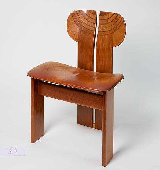 Frontview chair #4